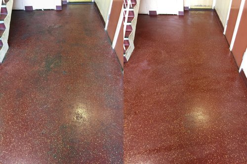 Altro resin floor before and after a deep clean